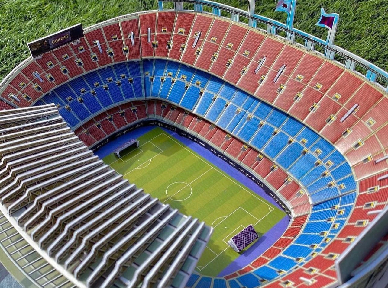 Puzzle stadium