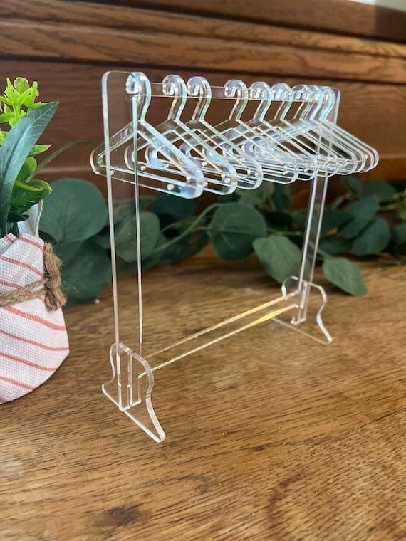 Earrings stand/ hanger