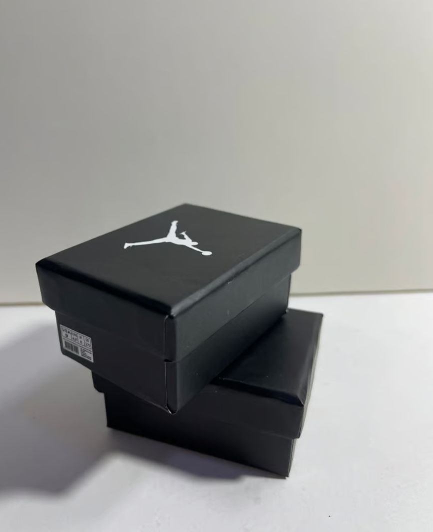 Jordan mini box keychain