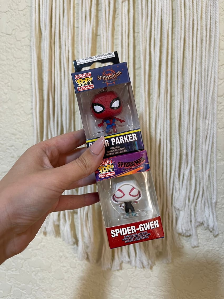 matching spider man and gwen funko keychains