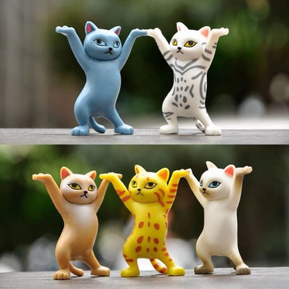 Mini cat figures set